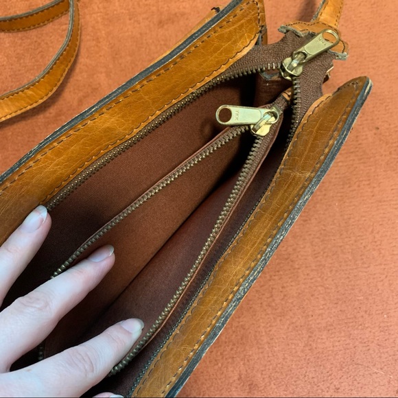 Vintage Faux Leather Crossbody Purse - Picture 10 of 13